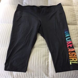 Workout capris